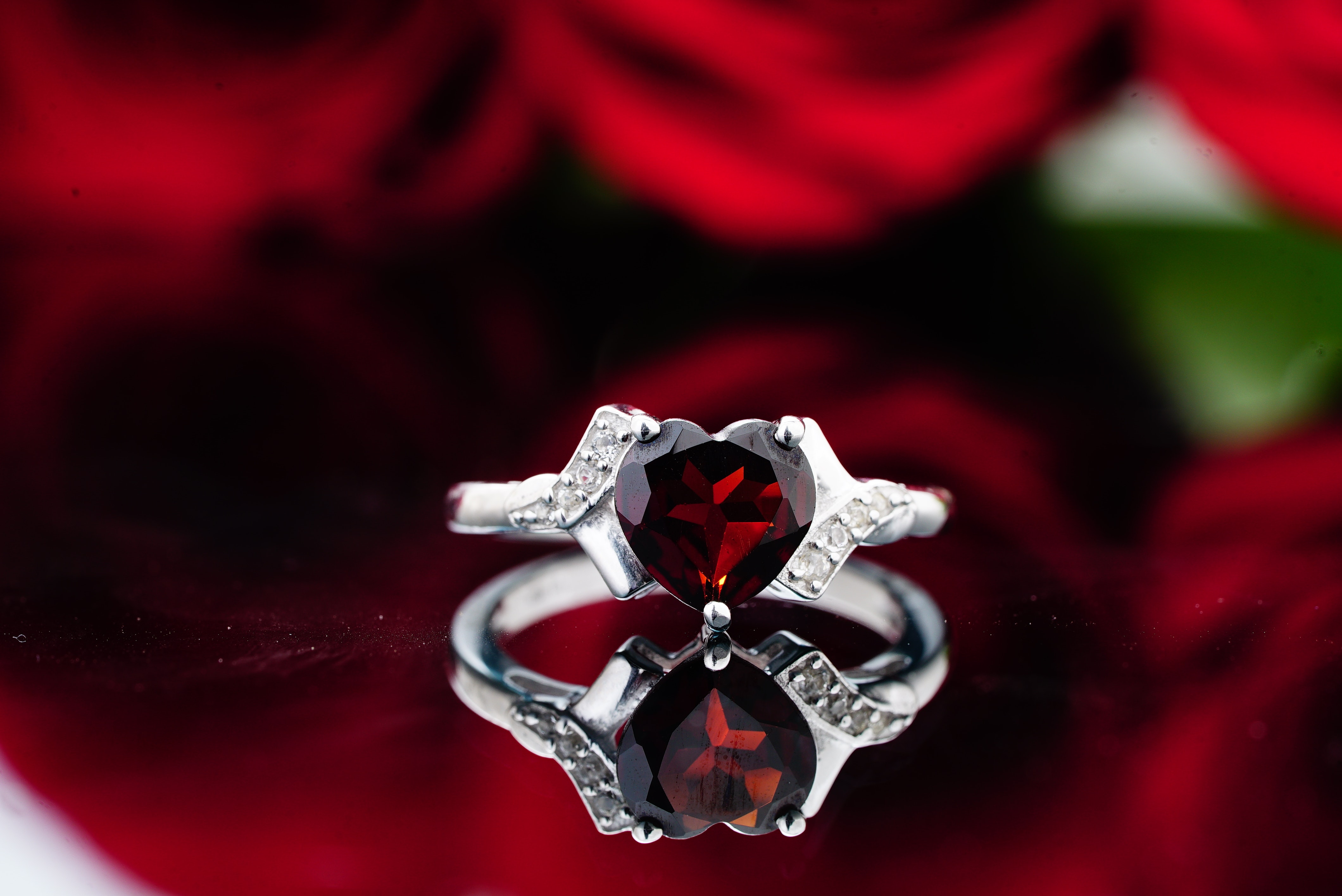 Jaw-Dropping Ruby Birthstones for July