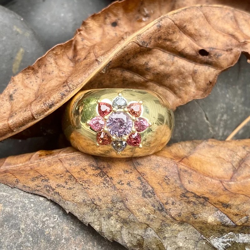 Multcolor Spinel Floral Cigar Band