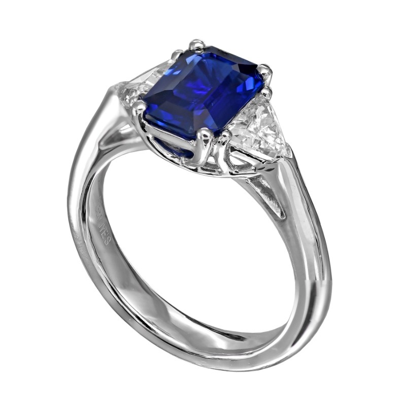 Jyes's 3-Stone Ring