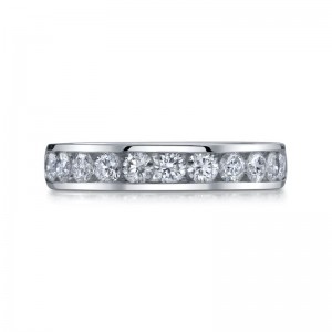 Deutsch Signature Channel Set Round Diamond Bands