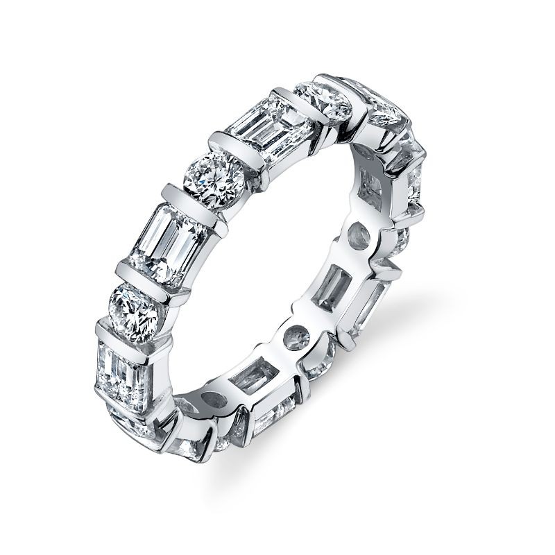 Deutsch Signature Channel Alternating Emerald  and Round Diamond Eternity Band