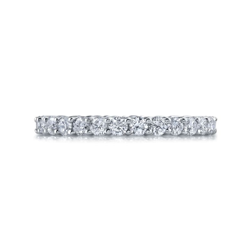 Deutsch Signature Shared Prong Diamond Eternity Band