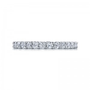 Deutsch Signature Shared Prong Diamond Eternity Band