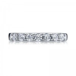 Deutsch Signature Shared Prong Diamond Halfway Band