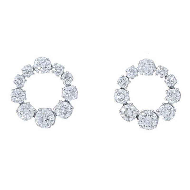 Deutsch Signature Graduated Diamond Circle Stud Earrings