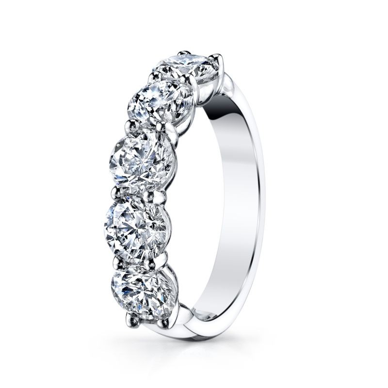 Deutsch Signature 5 Round Diamond Shared Prong Basket Set Band
