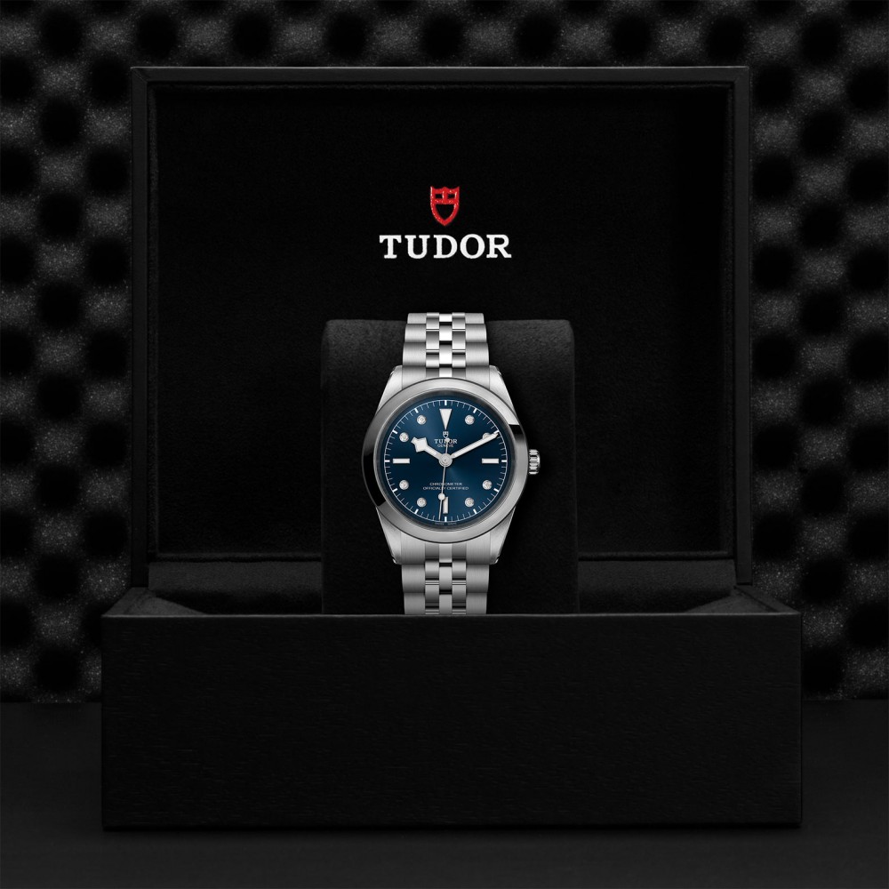 TUDOR Black Bay 31/36/39/41 Watch - M79680-0005 at Deutsch Fine Jewelry