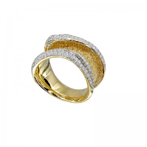 Jye's 18 Yellow And White Gold Diamond Edge Band With Textured Center
