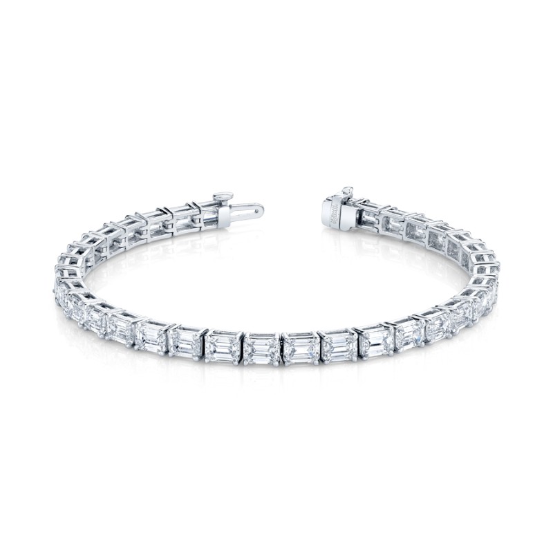 Norman Silverman 13.77 Carat Platinum Emerald Cut Diamonds East-West Straight Line Bracelet