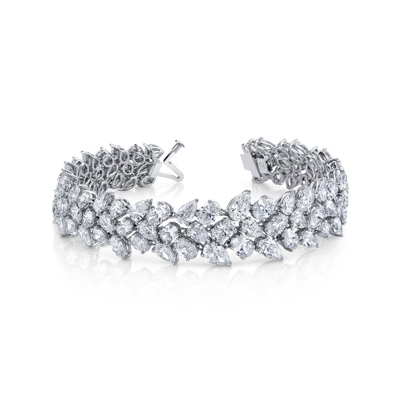 Norman Silverman 28.58 Carat Oval And Pear Shape Diamonds Bracelet