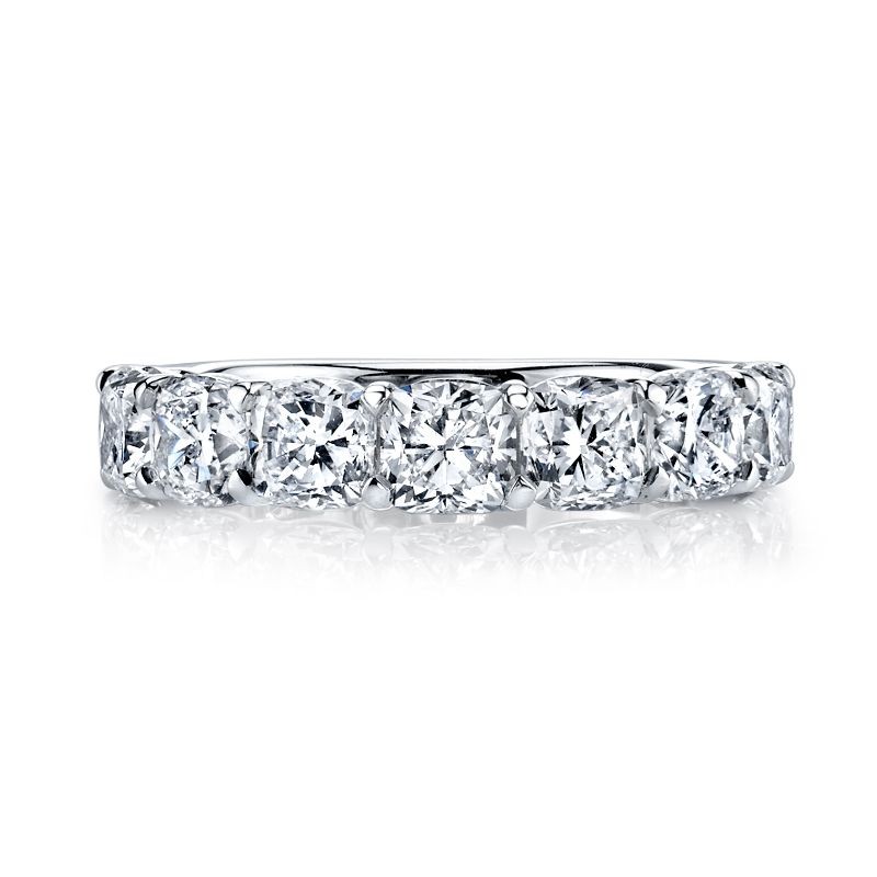 Deutsch Signature 7 Cushion Diamond Shared Prong Basket Set Band