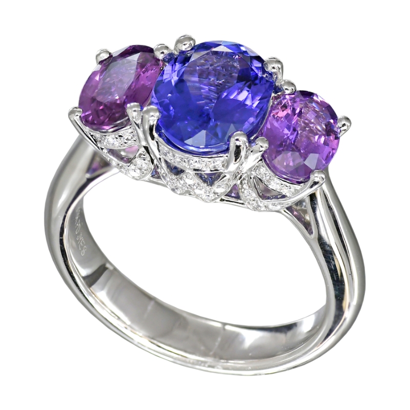 Jyes's Diamond Basket 3-Stone Ring