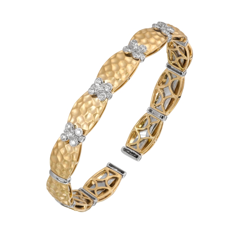 Jyes's Diamond Station Hammered Bangle Bracelet