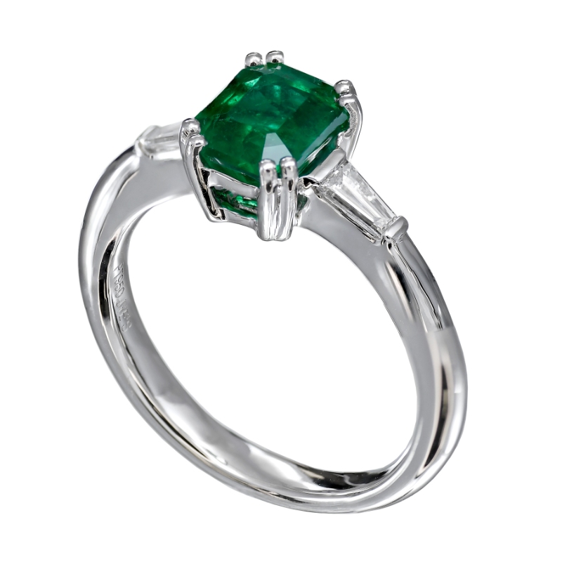 Jyes's Trap Diamond 3 Stone Ring