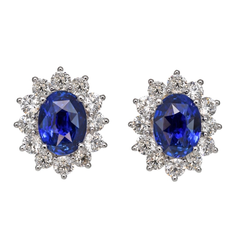 Jyes's Diamond Halo Earrings