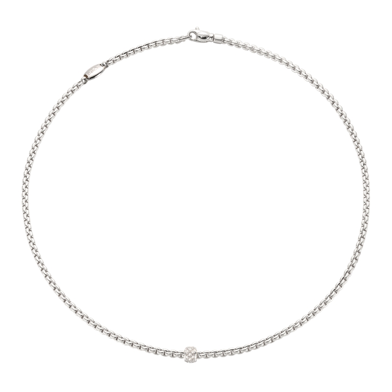 NECKLACE WITH DIAS