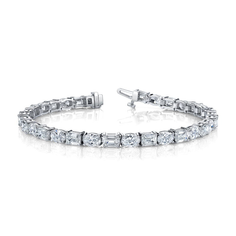 Norman Silverman 14.77 Carat 18K White Gold Emerald And Oval Shape Straight Line Bracelet