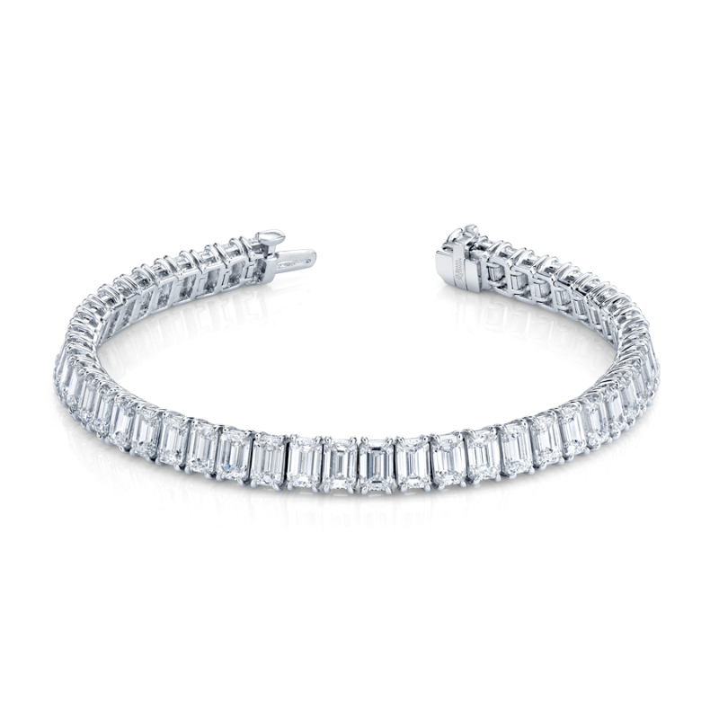 Norman Silverman 19.50 Carat Emerald Cut Diamond 4-Prong Straight Line Bracelet