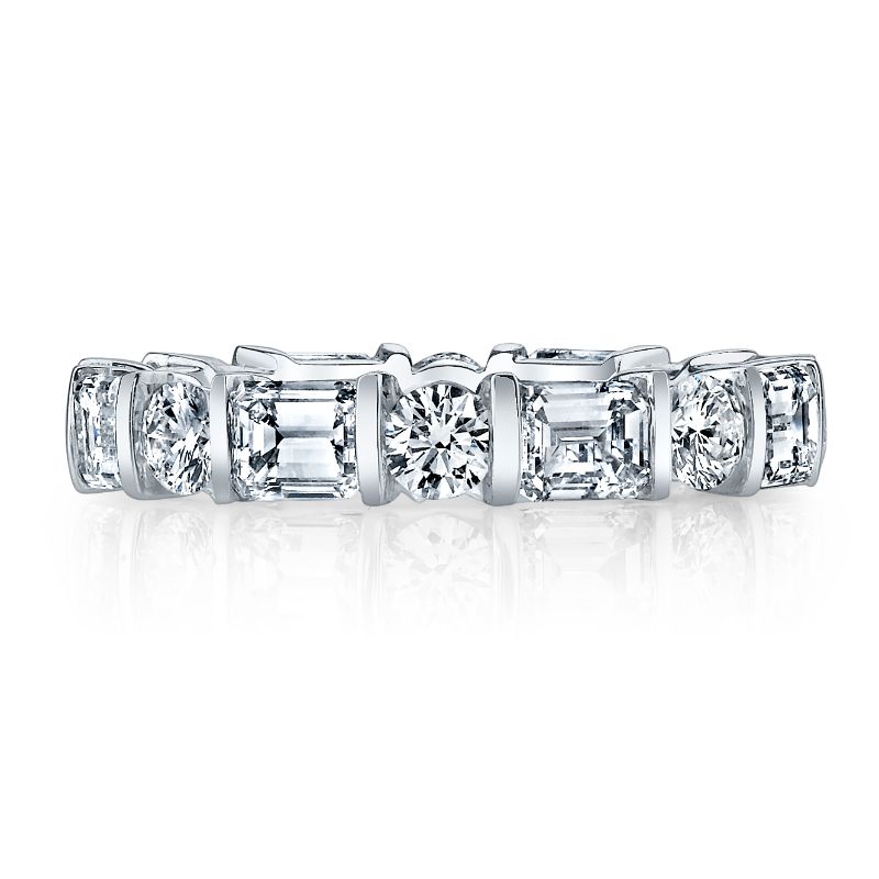 Deutsch Signature Channel Alternating Emerald  and Round Diamond Eternity Band