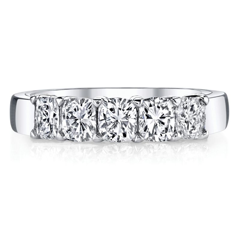 Deutsch Signature 5 Cushion Diamond Shared Prong Basket Set Band