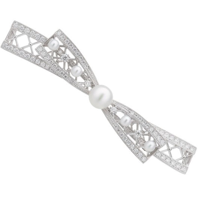 Mikimoto Classic Akoya Cultured Pearl And Diamond Brooch