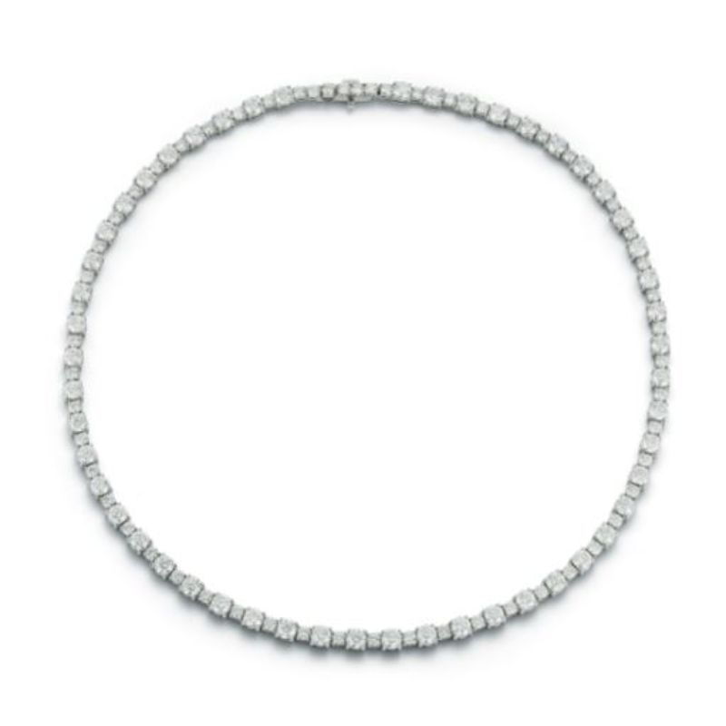 Deutsch Signature 4 Prong Alternating Diamond Necklace