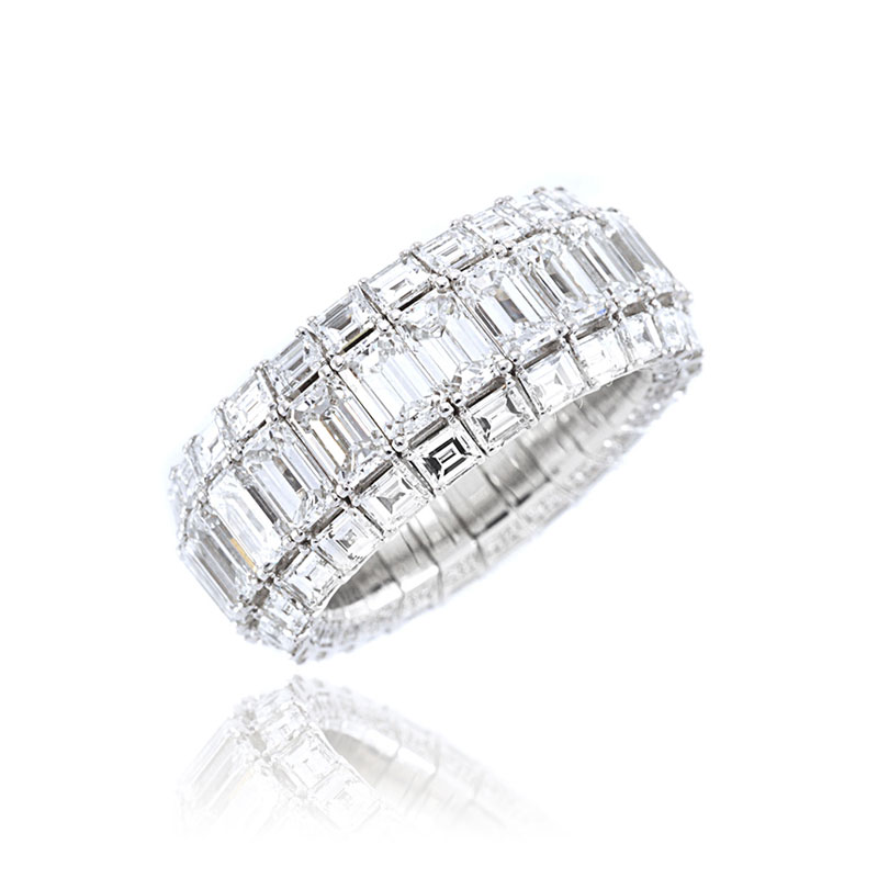Xpandable™ Full Eternity Emerald-Cut Diamond Band SMALL