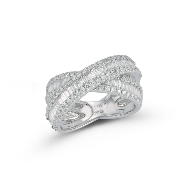 Deutsch Signature Diamond Crossover Ring