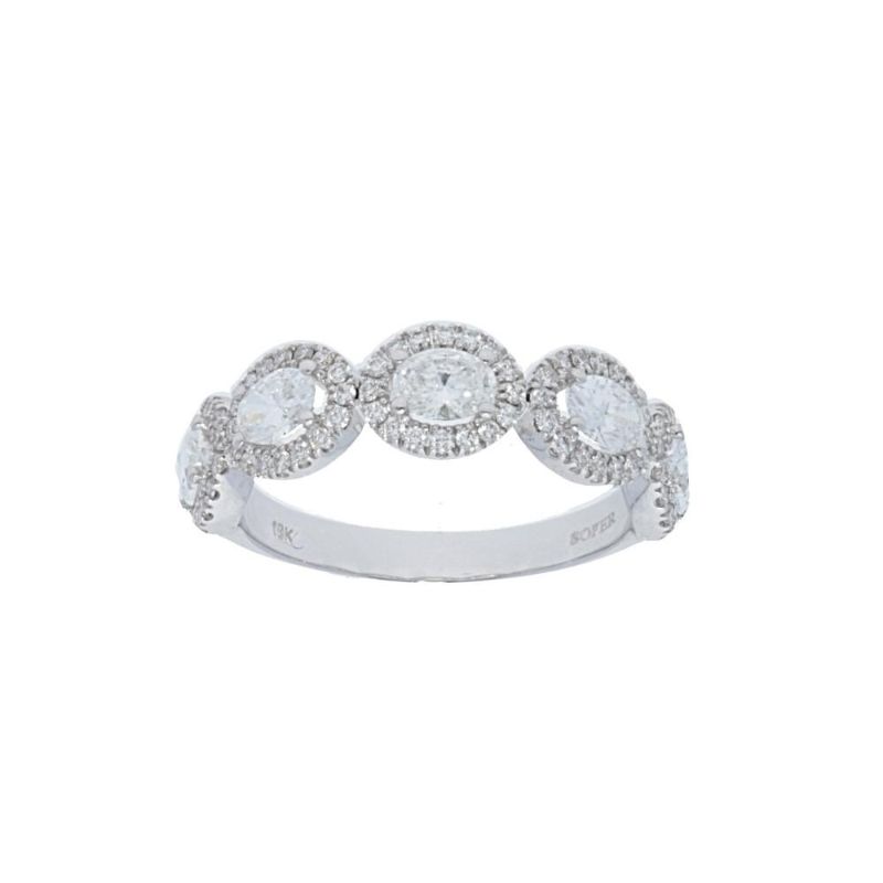 Deutsch Signature 5 Oval Halo Diamond Ring