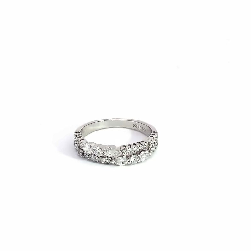 Deutsch Signature Round and Pear Shape Diamond Band