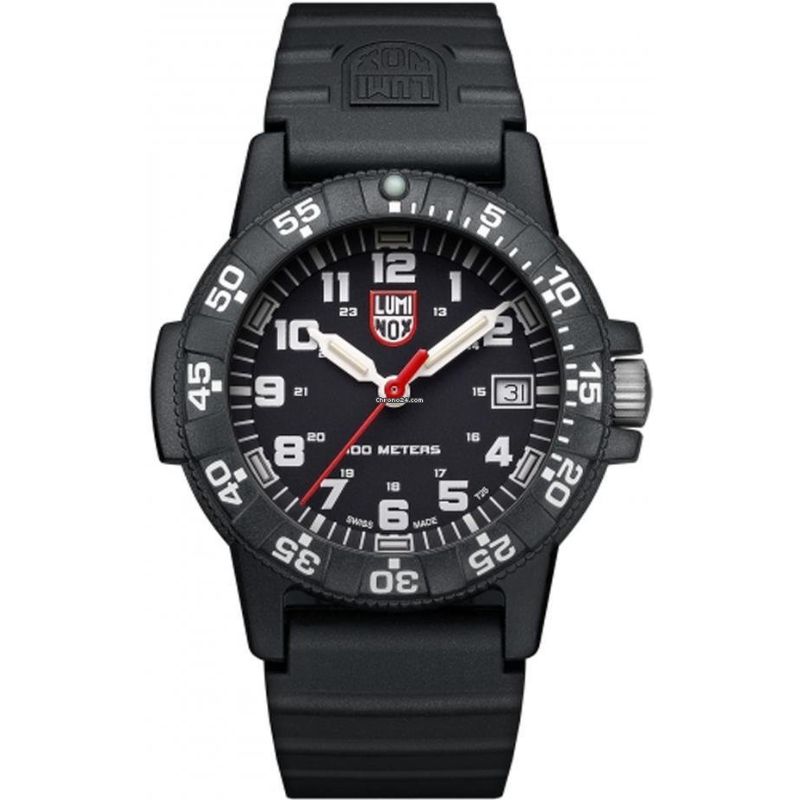 Leatherback Sea Turtle Quartz Black Dial, 39 MM Men's Watch