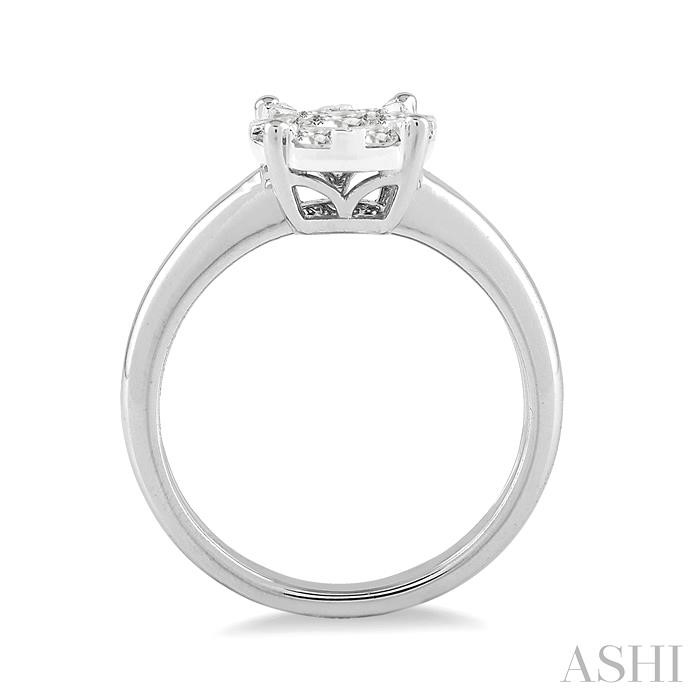 Round Shape Lovebright Essential Diamond Engagement Ring