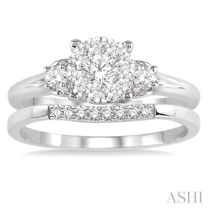 Round Shape Lovebright Diamond Wedding Set