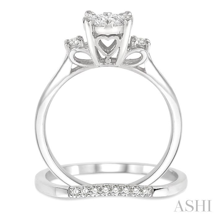 Round Shape Lovebright Diamond Wedding Set