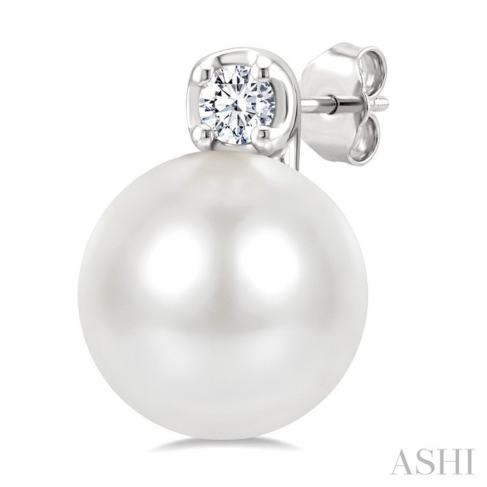 Pearl & Petite Diamond Fashion Earrings