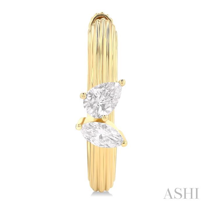 Ribbed Diamond Fashion Hoop Earrings