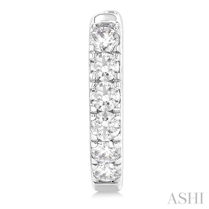 Round Shape Diamond Hoop Earrings