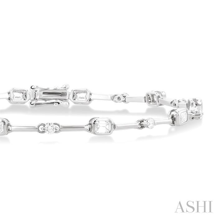 Emerald Shape Bezel Set Diamond Bracelet