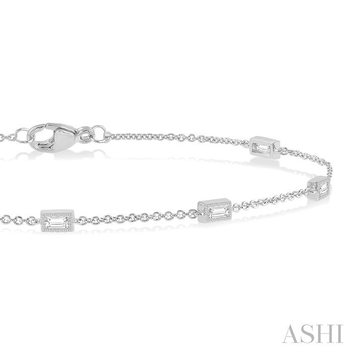 Petite Baguette Diamond Station Fashion Chain Bracelet