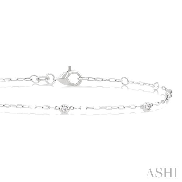 Round Shape Paperclip Diamond Station Bracelet