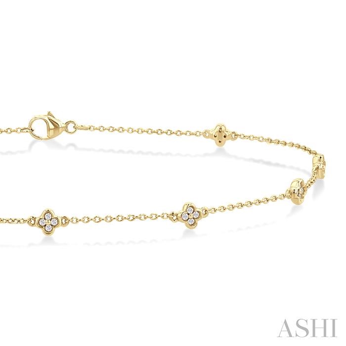 Clover Diamond Station Chain Bracelet