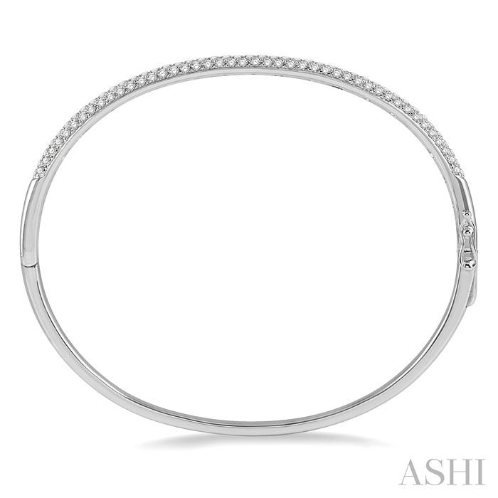 STACKABLE DIAMOND BANGLE