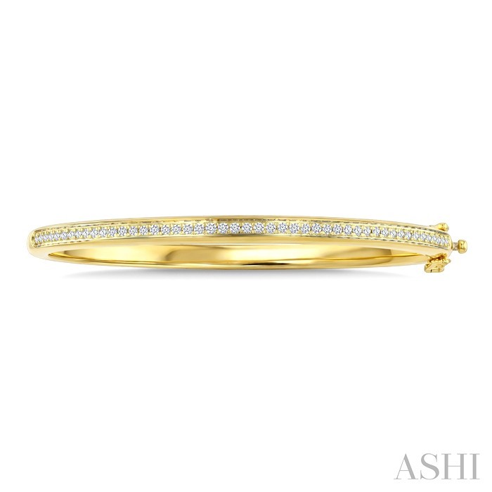 Aeris Gold Pave-Set Diamond Fashion Bangle