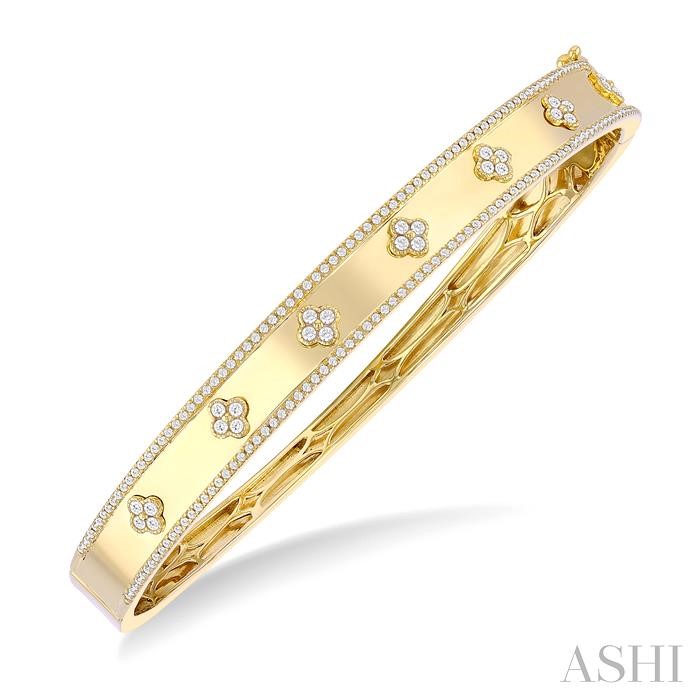 Clover Diamond Fashion Bangle
